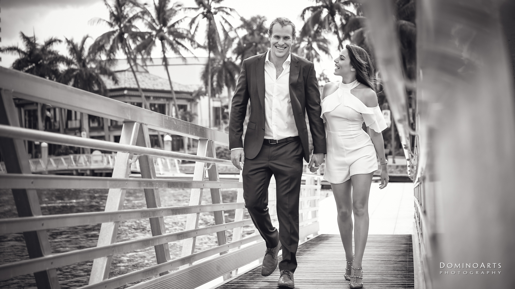 fun natural spontaneous engagement pictures Riverfront Fort Lauderdale