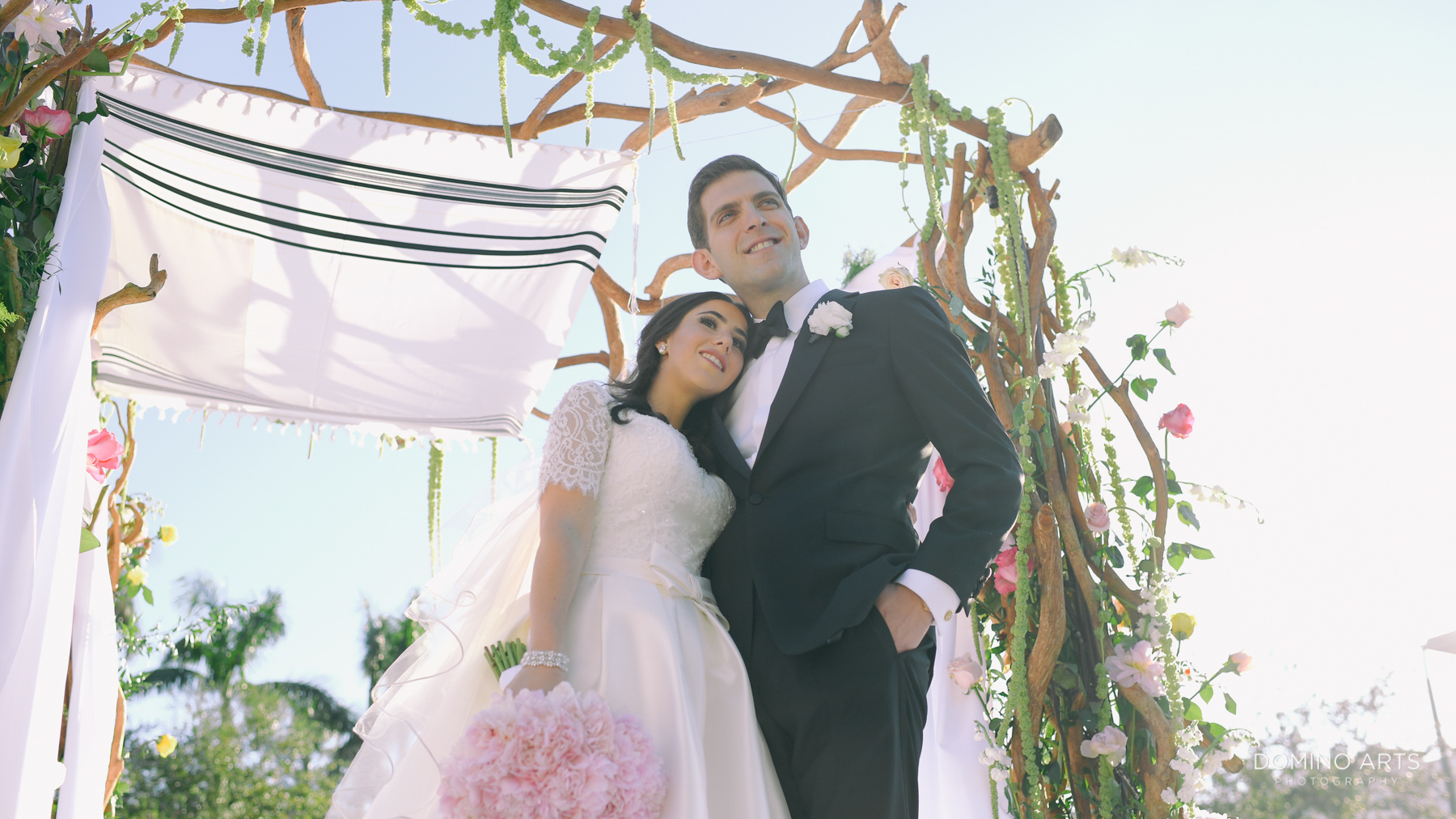 Fun natural wedding couple and decor pictures at Turnberry Isles Miami