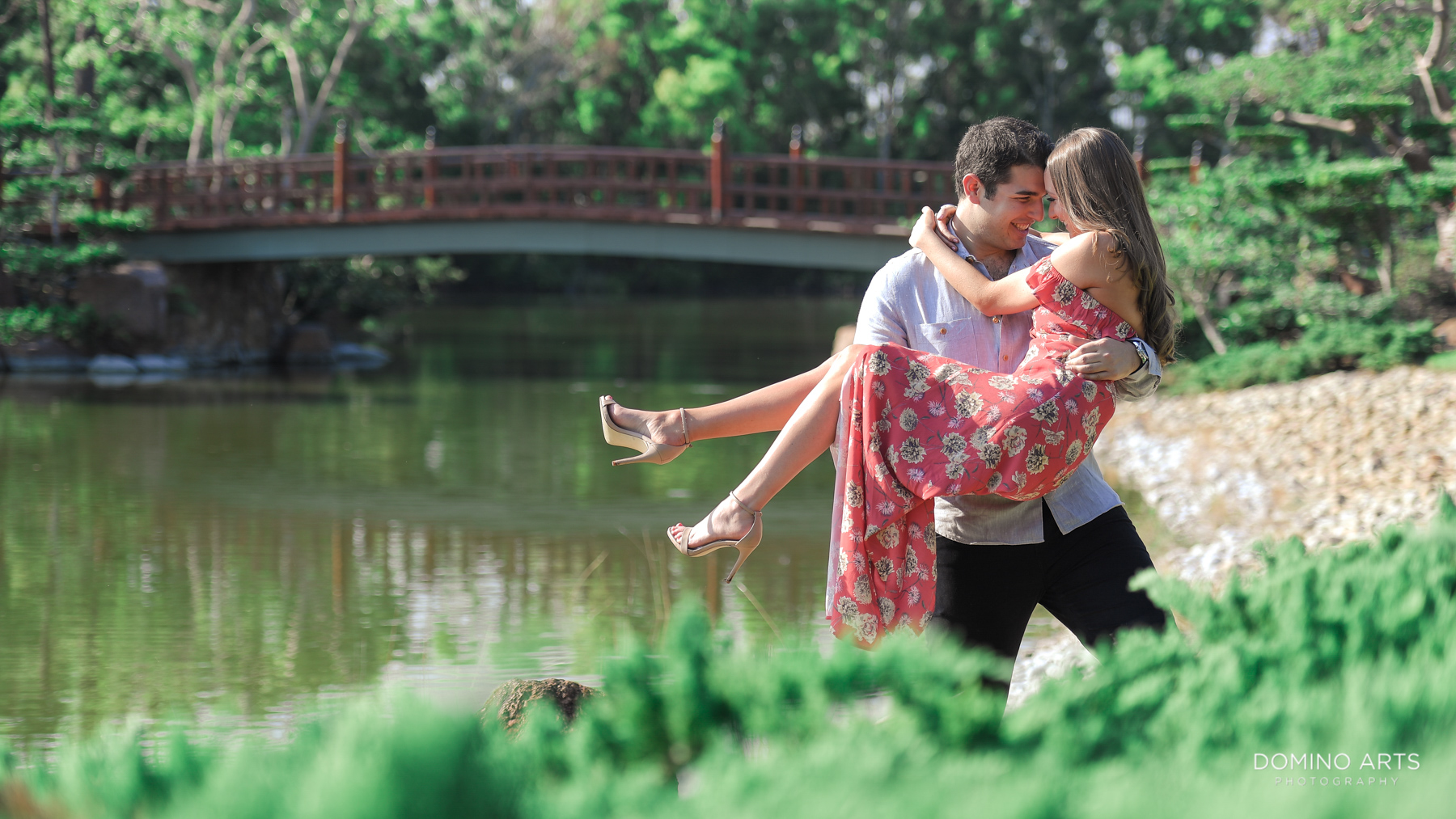 Romantic Outdoor Engagement Photography at Morikami Museum and Japanese Gardens