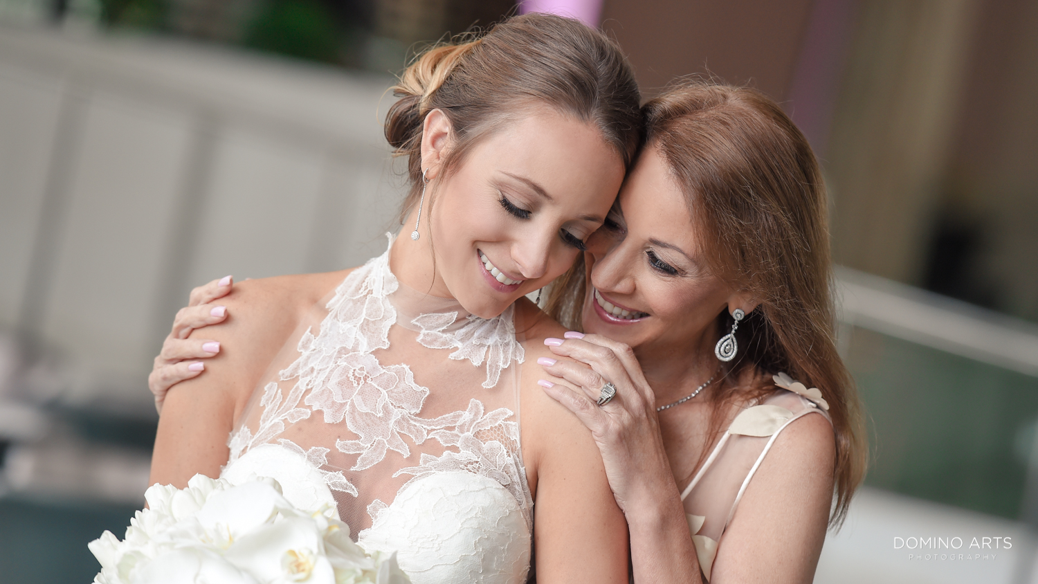 Bride and mom photo at fontainebleau miami