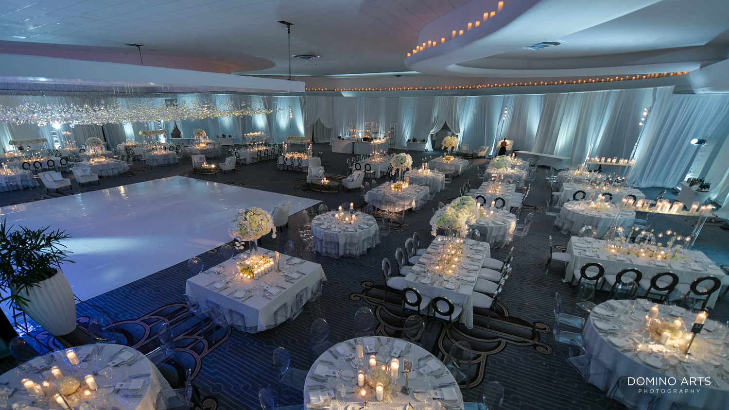 Beautiful room decor at luxury wedding pictures at fontainebleau miami