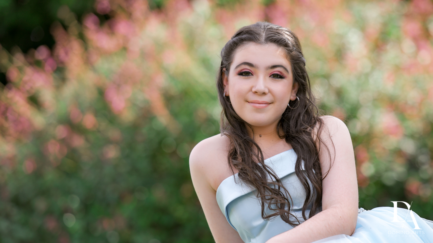 natural portrait at New York Theme Bat Mitzvah at Woodfield Country Club, Boca Raton by Domino Arts Photography