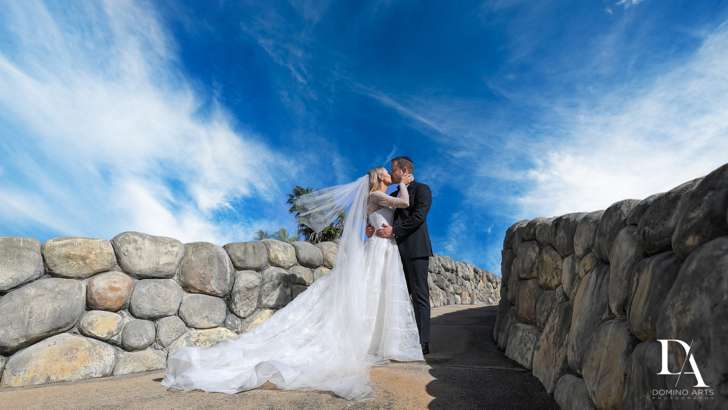 classic wedding portraiture at aventura turnberry wedding by domino arts