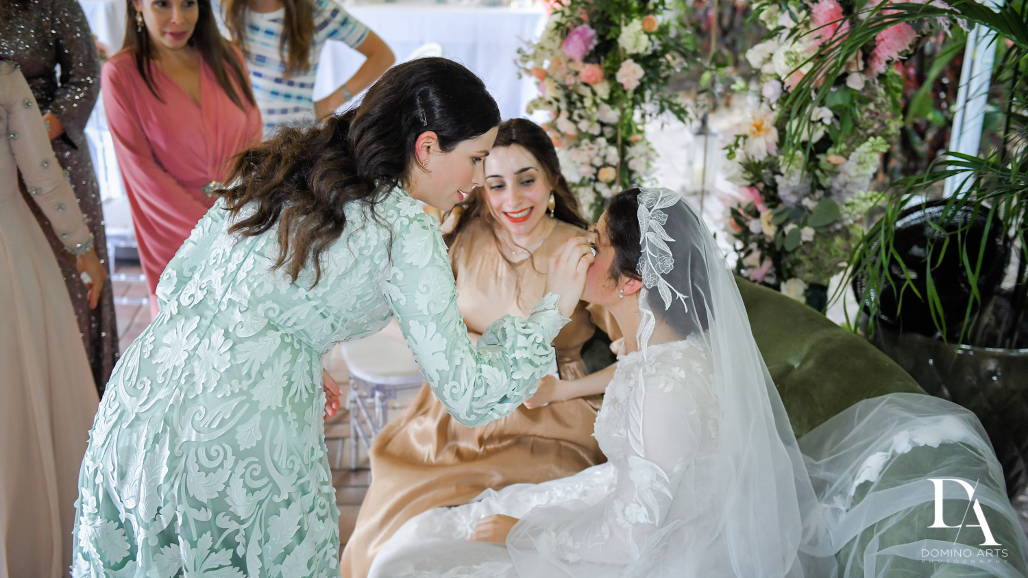 bedeken for Jewish Orthodox Wedding in Palm Beach by Domino Arts Photography